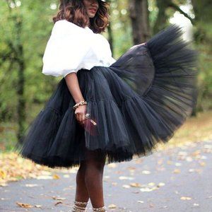 Mesh Overlay Ruffle Hem Skirt black